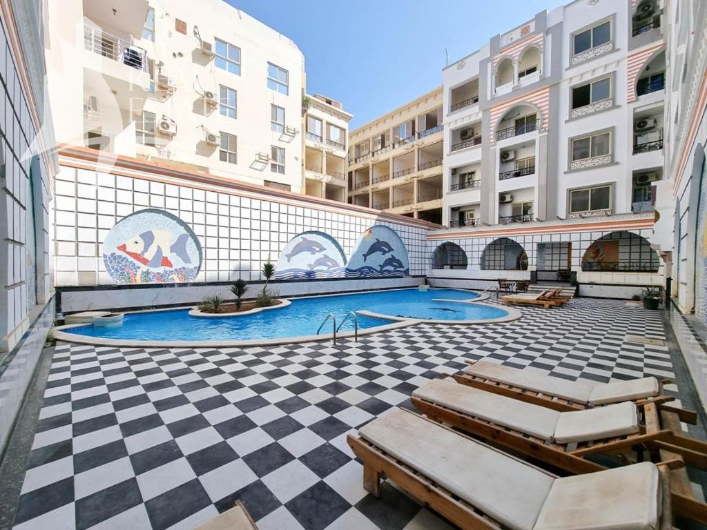 Sheraton Plaza 120 Apartment