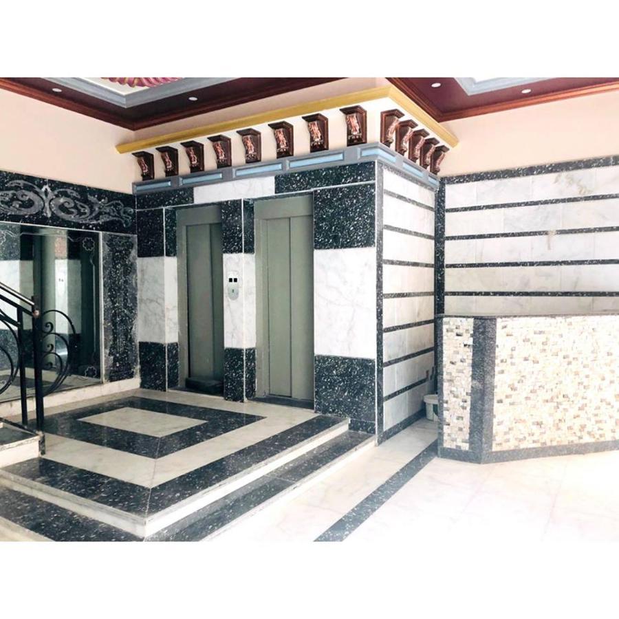 Sheraton Plaza 120 Apartment *